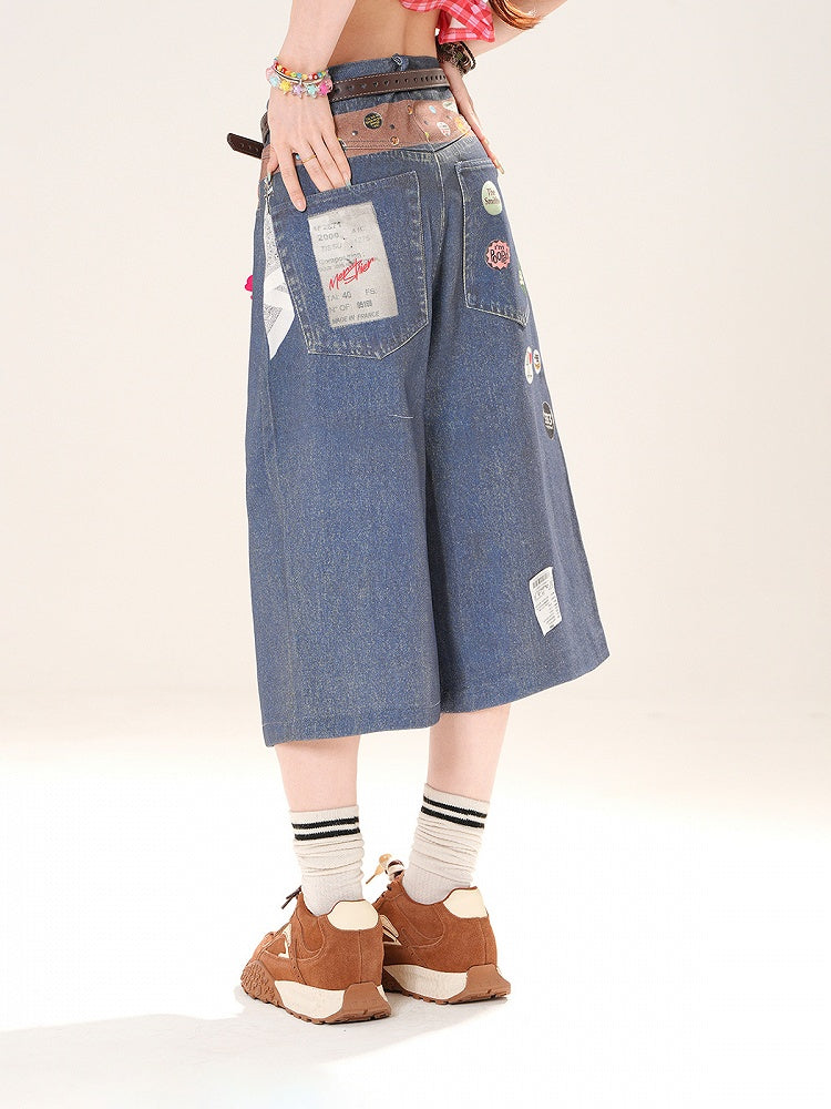 Blaue Jeans mit geradem Bein und niedriger Taille