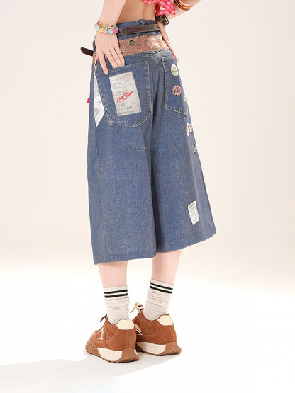 Blaue Jeans mit geradem Bein und niedriger Taille