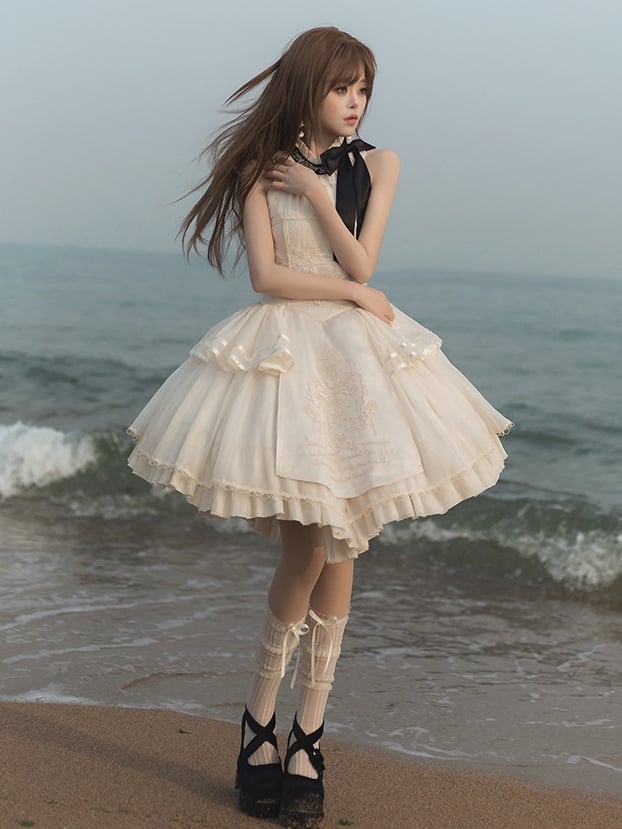 Lolita Neckholder Cremefarbene Detailstickerei Klassisches, zartes rückenfreies Kleid