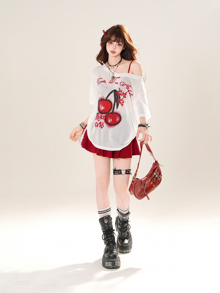 ホワイトのアシンメトリーネックライン、チェリープリントのセミシースルーカバーアップ