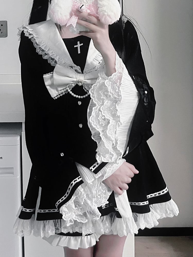 White - Shorts Gothic Black Landmine in Sailor Sleeve Lace-Threaded Bell Set Top Matching Style