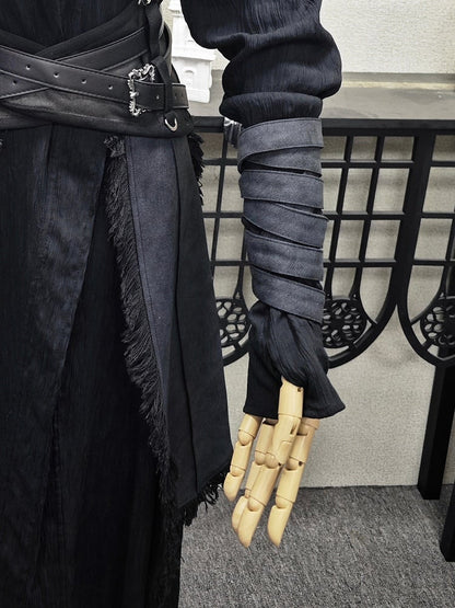 Black / Straps Gray Buckle