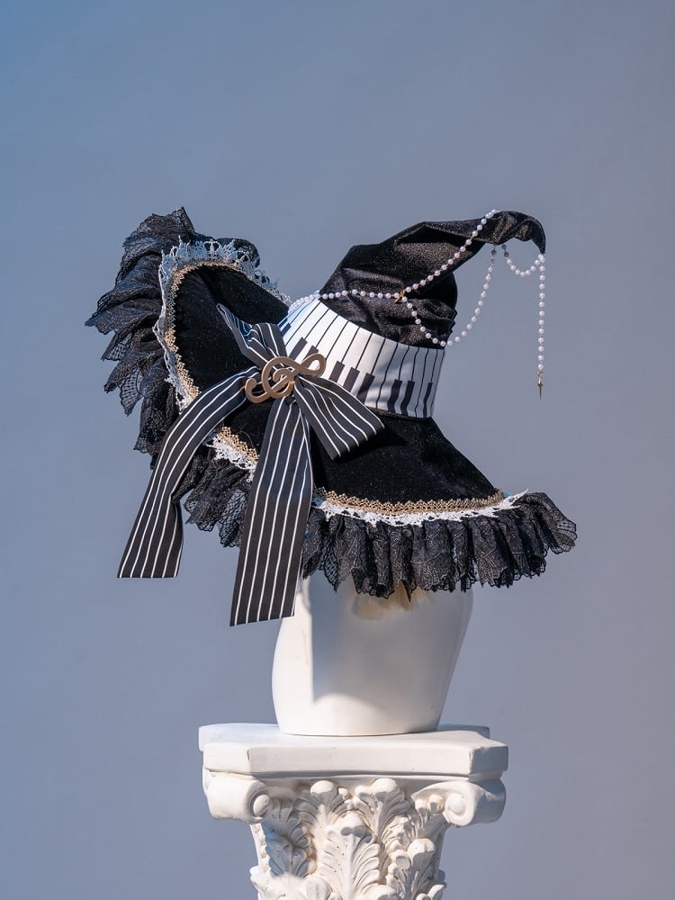 Bead Details Black and White Witch Hat