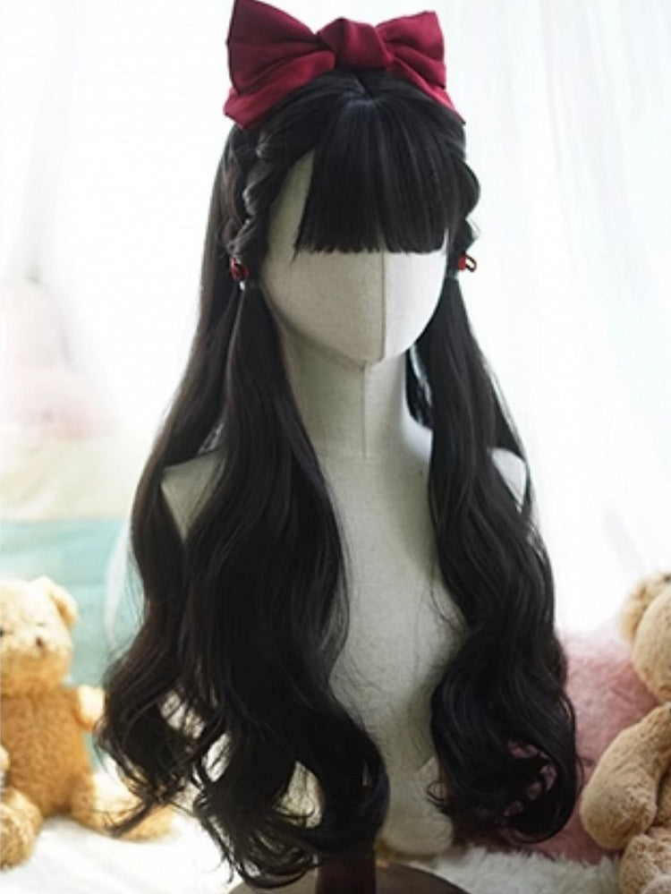 Schwarze lange gewellte Perücke mit vollem Pony