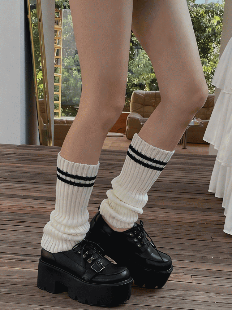 Knitted Black/White Warmers Striped Leg Pattern