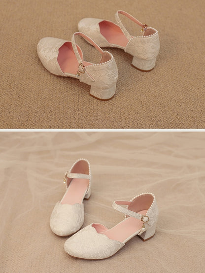 Sandalen Qi Beige Edge Scalloped Satin Cup Bead-Embellished Heel mit Lolita