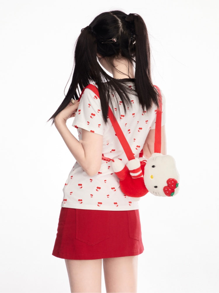 ホワイト オールオーバー チェリープリント ラインストーン レター Tシャツ