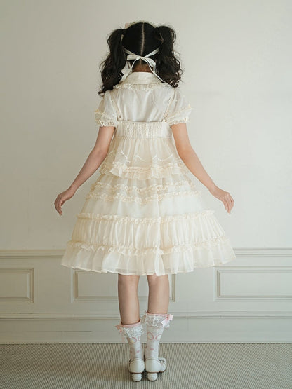 Beiges süßes Lolita-Kleid mit Schleifenakzenten und Rüschenbesatz