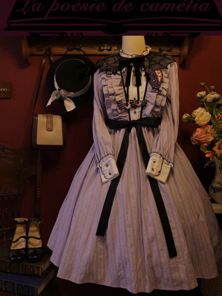 Organza-Brosche mit Mottenmotiv, Spinnennetz-Stickerei, Schmetterling und abnehmbarem schwarzem Fake-Halsband