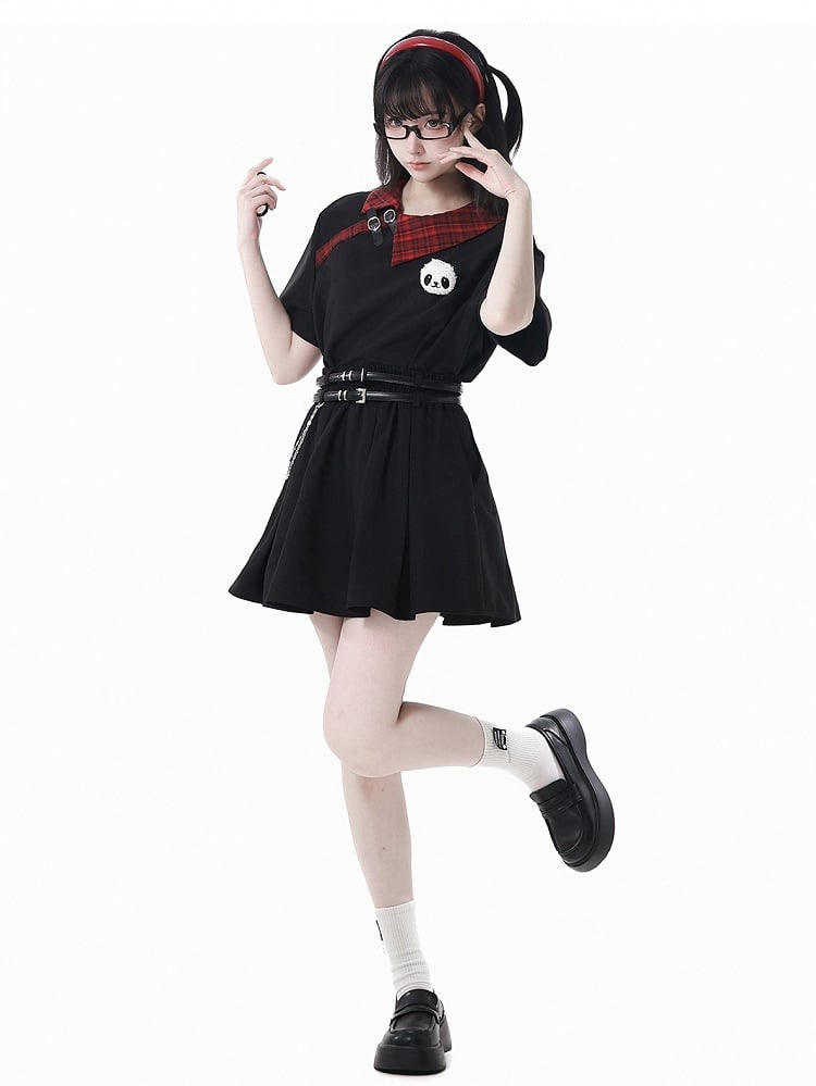 T-Shirt mit Panda-Trägern Plüschtier Rot karierter Kragen Schwarze Schnalle