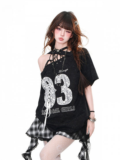 Lace-up Black/White Cutout Shoulder Letter Embroidery T-Shirt Shoulder Detail at