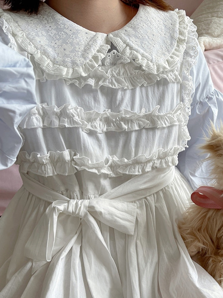 Weißes ärmelloses Kleid mit Volantsaum