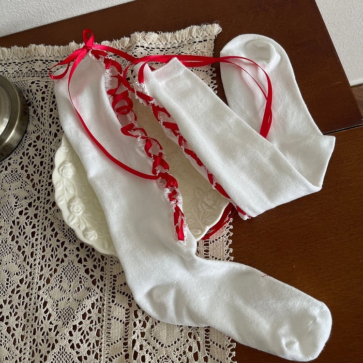 Unterknee-Optionen 4-farbige Strümpfe Schnürdetail