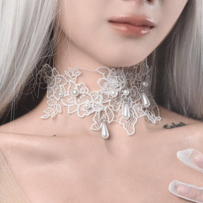 Weiße Choker-Details, Perlen-Spitzen-Applikation
