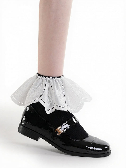 Ribbed Ankle Socks with Large Ruffle Cuff - ModaSwings