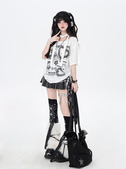 Schwarz/weißes T-Shirt mit seitlichem Kordelzug und Schleifenmuster, inklusive Schal