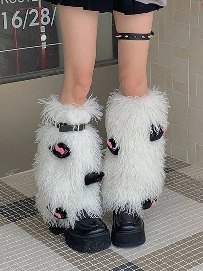 Weiß/Rosa/Kaffeebraune, zottelige Beinwärmer mit Nieten und Plüsch-Kätzchen