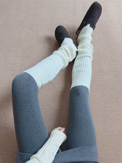 Off-white/Khaki/Light Grey/Dark Grey/Black Knitted Leg Warmers