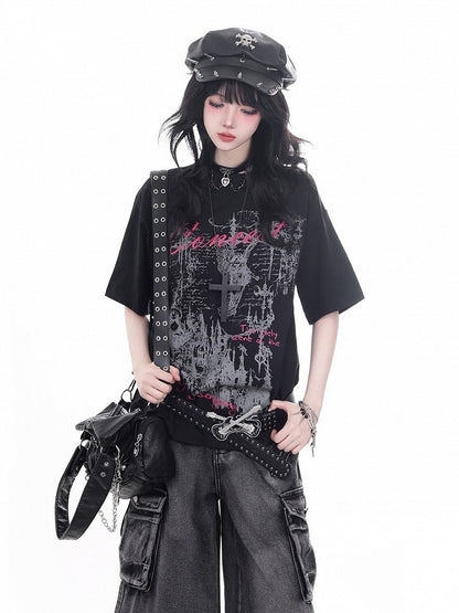 Black Crew Neck Short Sleeve T-Shirt with Gothic Print - KNOW8 Online Shop