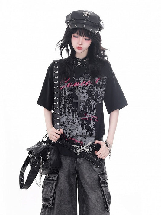 Black Crew Neck Short Sleeve T-Shirt with Gothic Print - KNOW8 Online Shop