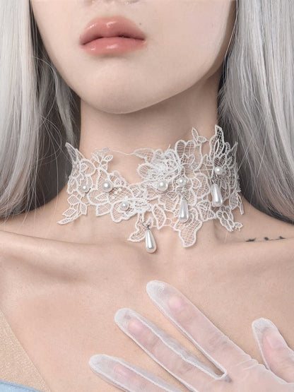 Weiße Choker-Details, Perlen-Spitzen-Applikation