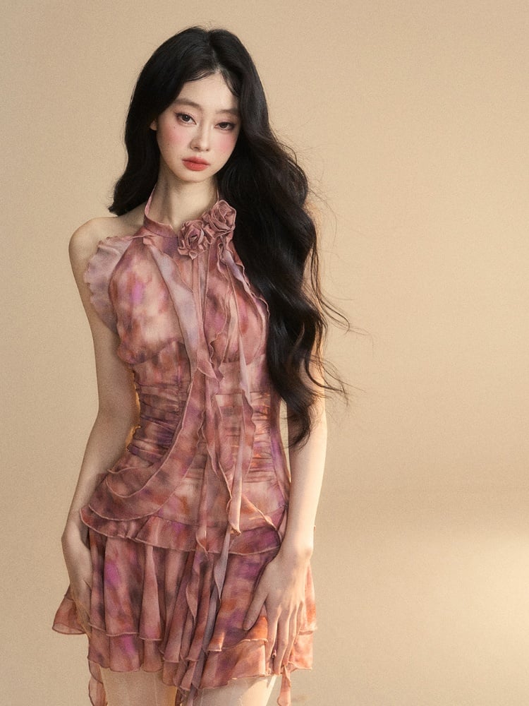 Brick Red Halter Neck Ruffled Hem Tiered Skirt Dress Glamorous