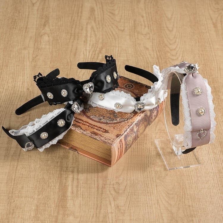 ジライケイ ラインストーンとビーズで飾られたレーストリム 蝶結び KC