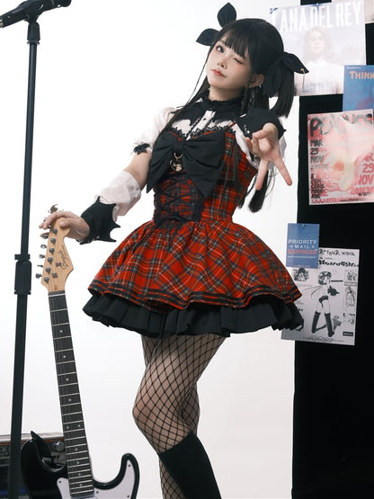 Rotes Karomuster Schleifenakzent Herzförmiger Ausschnitt Pulloverrock Idol Kleid