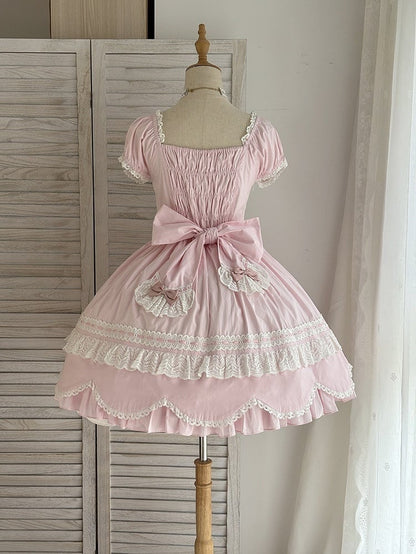 Lolita-Kleid mit Puff-Baumwolle und Ausschnitt, rosa, quadratisch, ein altes Kleid mit kurzen Ärmeln