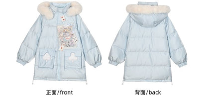 Blauer Daunenmantel mit Kapuze und Applikation