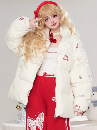 ホワイト/ピンクのキティ刺繍ハイネックパファージャケット
