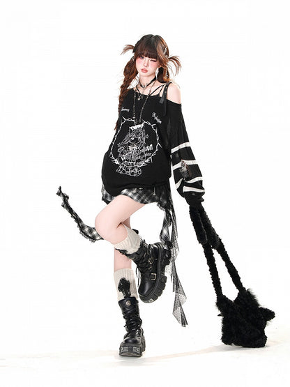 スカート裾は非対称メッシュパッチワークデザイン、ブラックのチェック柄、フリル付き水玉模様