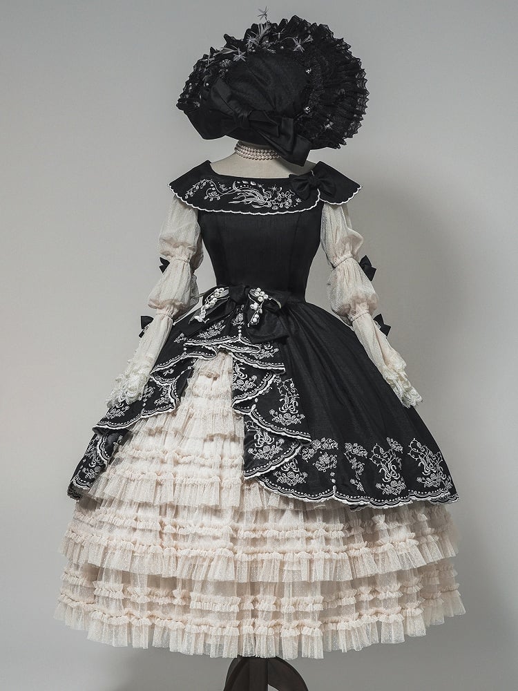 Dress Black Lily with Elegant of Valley Classic Embroidery Beige the Lolita