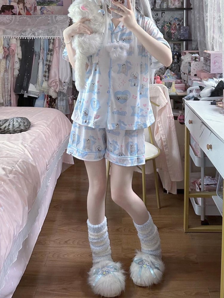 Weiß-blaues Pyjama-Set mit süßem Welpen-Print