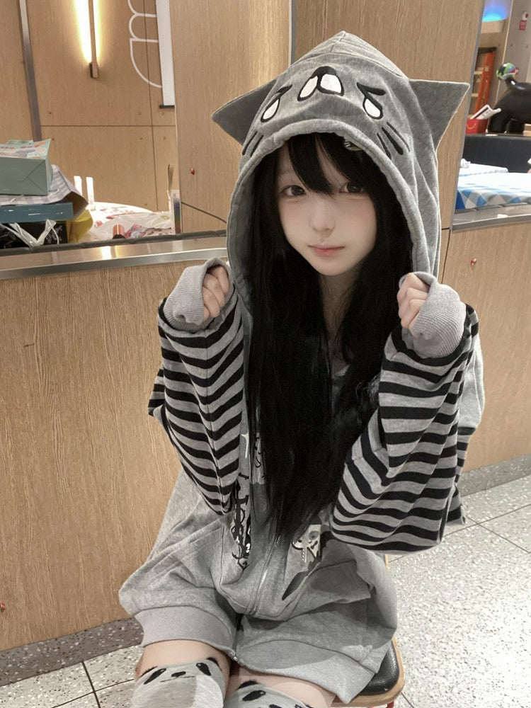 Alt-Culture Halloween-Themed Jacket Print Gray Zip-Up with Hood Cat-Ear