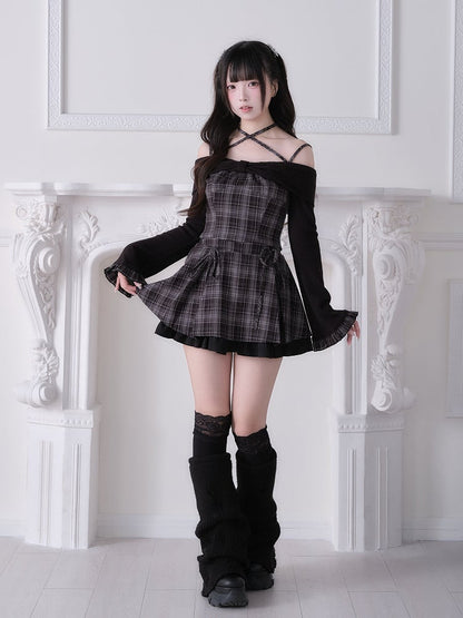 Black Plaid Set Design Off-Shoulder With Bow Long Top Strap Crisscross Ruffled Sleeve Jirai + Kei Skirt
