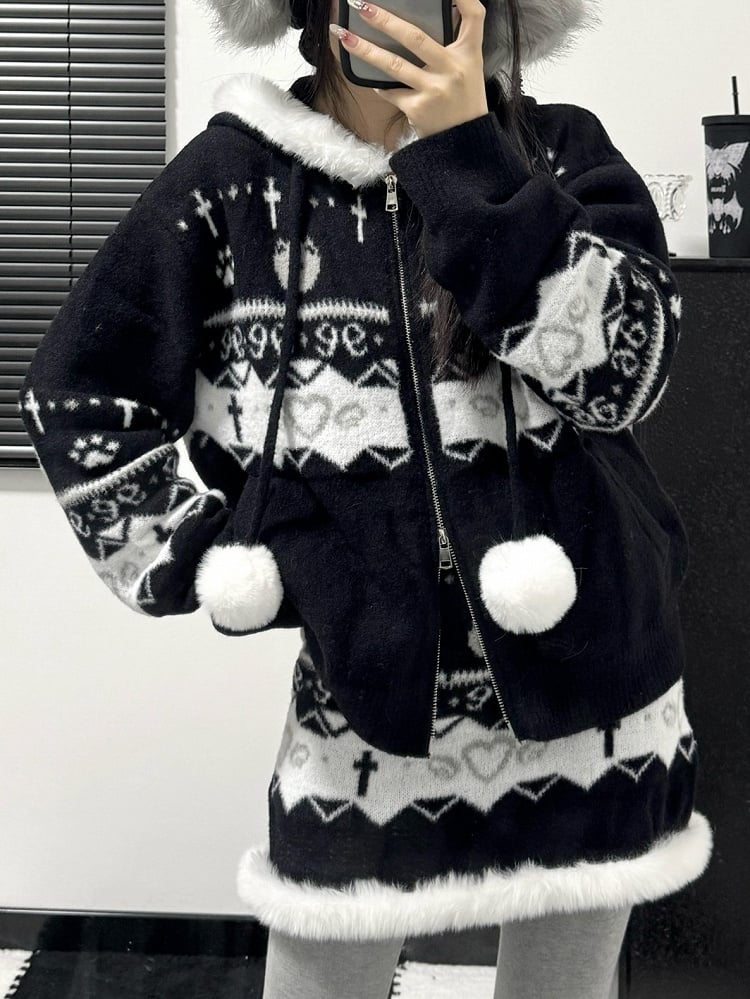 Plush Fair Set Black Isle Sweater Skirt and Knit with Accents