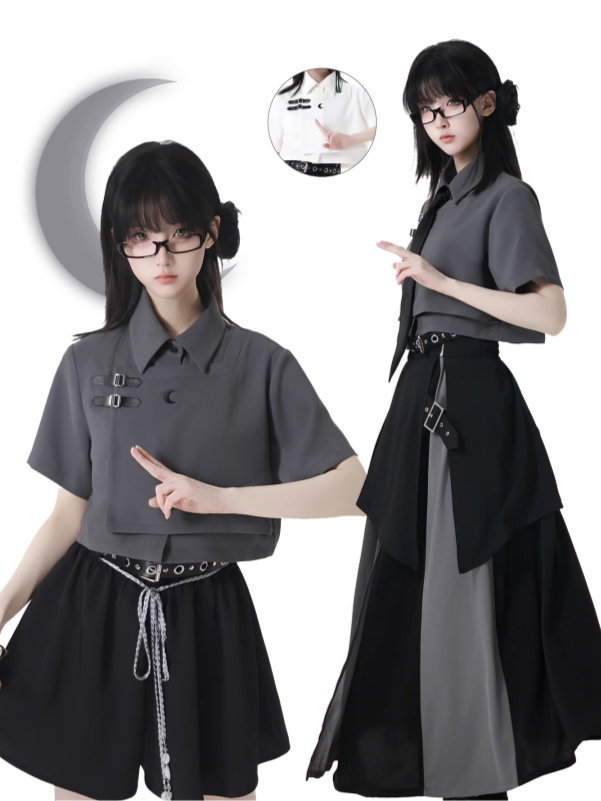 チャイナドレススタイルの半袖クロップドシャツ、レザーバックル、ホワイト/グレーのネクタイ付き