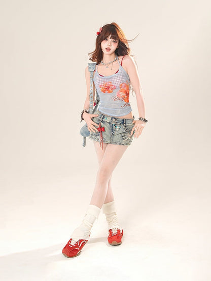 ピンク/ブルーの花柄セミシースルーホルターネックトップスとレッドチェック柄キャミソールセット