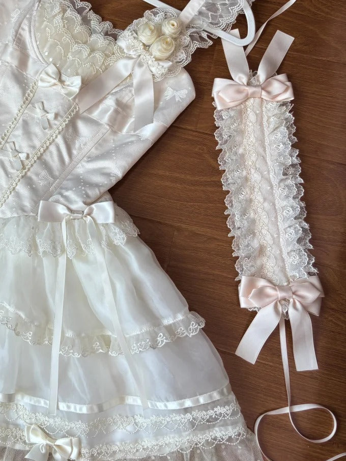 Beiges süßes Lolita-Haarband mit Rüschen und Spitzenbesatz