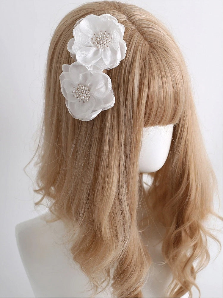 Center Flower Satin White Accents Clips with Hair Pearl