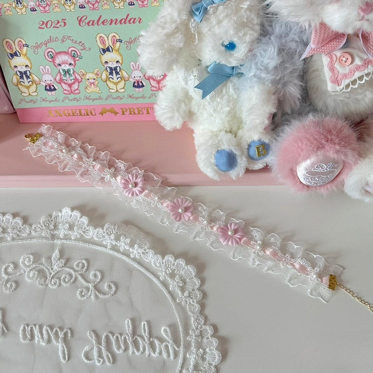 Floral And Decorated Beaded Pink/BluePink Choker