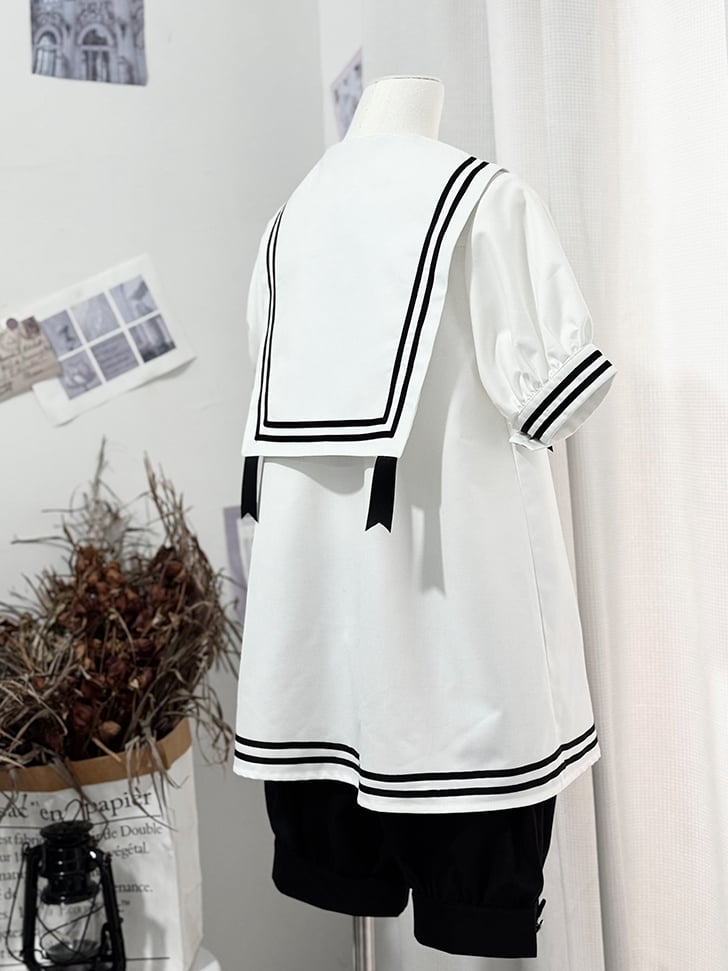 and Sailor Collar Black Shirt White Shorts Sleeves Short