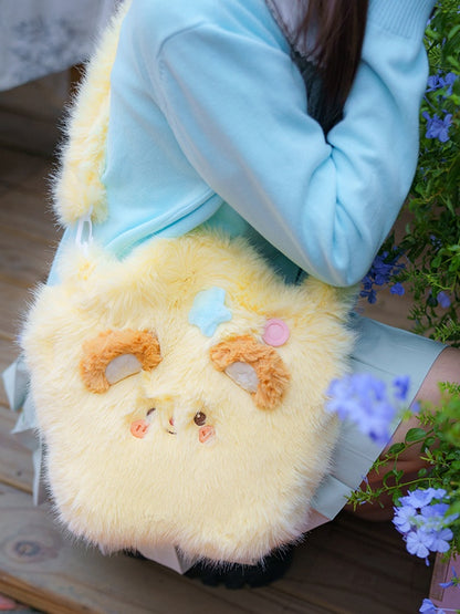 黄色の星型ぬいぐるみクロスボディバッグ