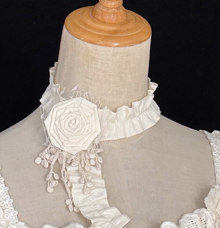 Choker Flower Beige