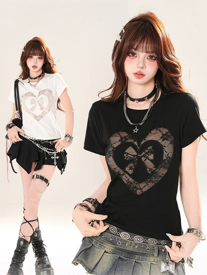 ハートカットアウトレース ブラック/ホワイトパッチ ラウンドネック Tシャツ