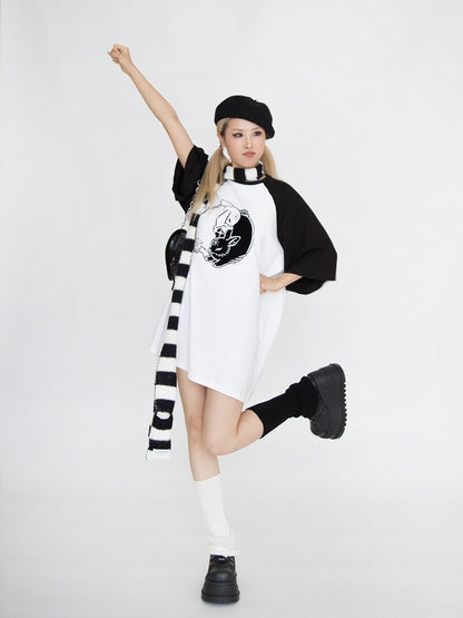 ブラック＆ホワイト バニープリント オーバーサイズ Tシャツ