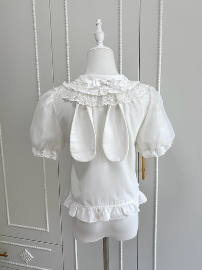 Hemd und Rundhalsausschnitt mit Ärmeln in Blau und Weiß, flach, kurz