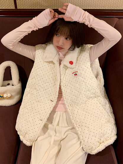 Kawaii White Vest Polka Dots Daily Reversible Buttons - Heart