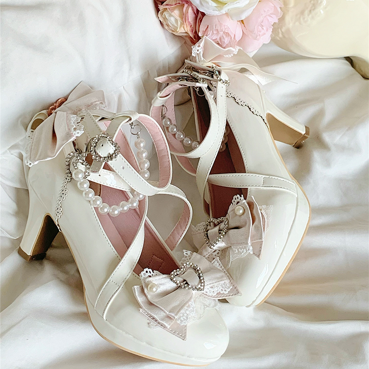 Hime Heart-shaped Design Lolita Snap Accents with Mary White Janes Rhinestone Bow